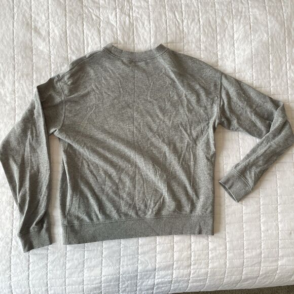 H&M DIVIDED Heart Embroidered Gray Sweatshirt Crewneck Pullover Size Small S - Picture 2 of 11
